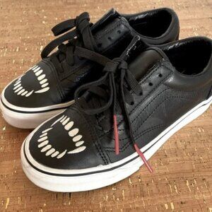 Vans Old School Fang Sneakers 7.5M/9W